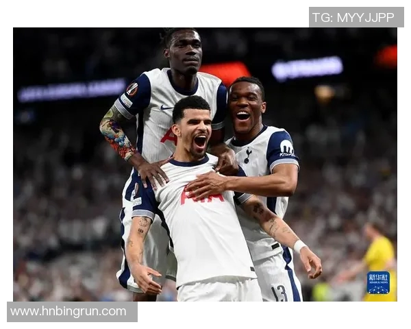 6000万荷兰天才接热刺7号：未来之星闪耀伦敦